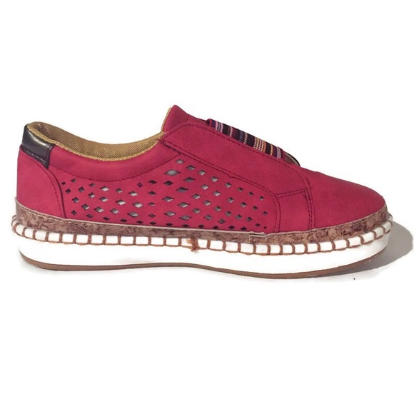 Women Breathable Hollow Out Flat Loafers - Picture 2 of 8